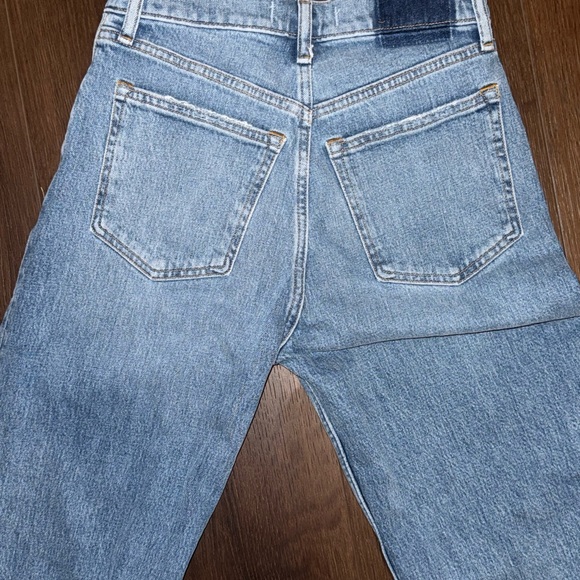 Abercrombie 90’s Relaxed High Rise Women's Jeans - Picture 11 of 11